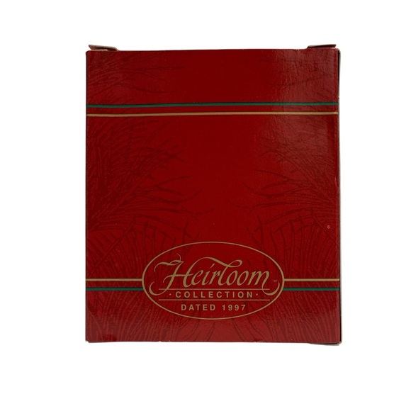 “Pure-Fect Holidays” #124 Carlton Heirloom Ornament Collection - 1997 - Picture 8 of 11